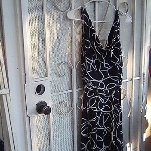 Maggy London Petites Size 10  Petite Sleeveless Sundress.In  Mint Condition..